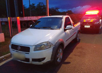 Veículo roubado em Salvador/BA é recuperado pela PRF na BR 316 na cidade de Inhuma/PI